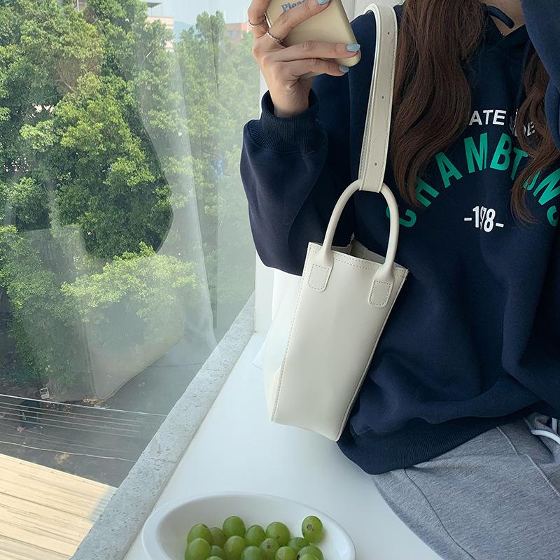 Новая текстурированная сумка-корзина для овощей большой вместимости, модная сумка-мессенджер через плечо для通勤, универсальная сумка-тоут, женская сумка, тренд