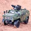 1:20 Легкосплавный Военный Взрывозащищенный Модель Автомобиля Литье под Давлением Металлические Внедорожники Бронированный Автомобиль Модель Танка Звук Свет Детские Игрушки Подарок