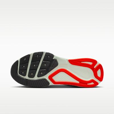 Nike Structure 26 White Spruce Aura Bright Crimson
