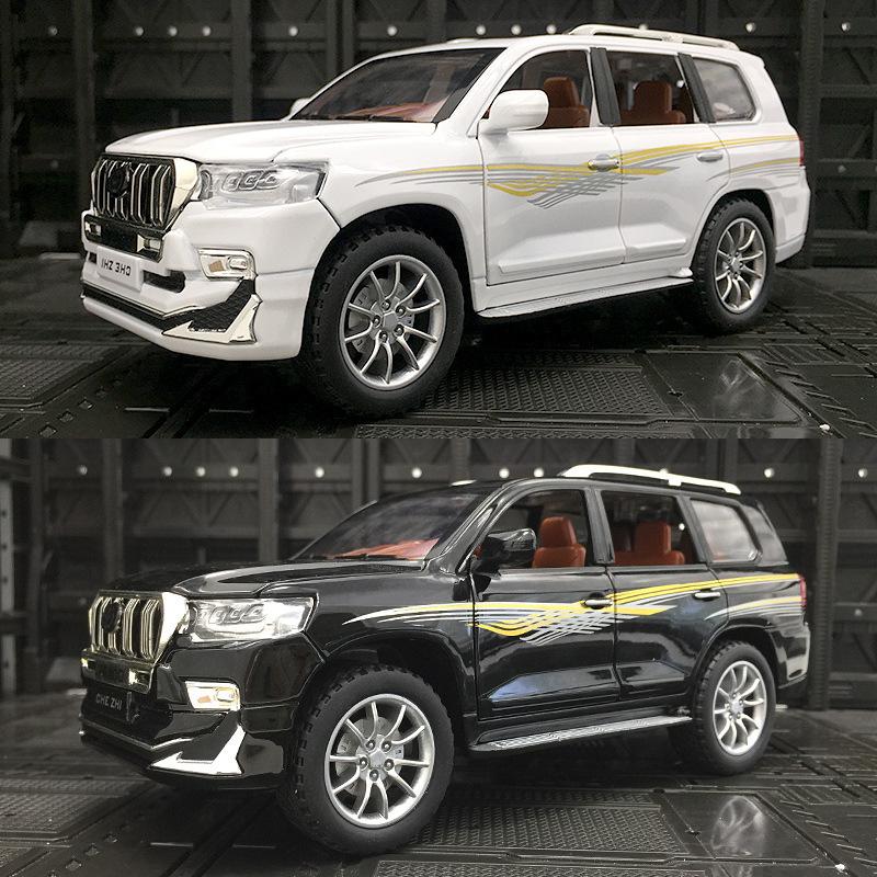 Модель автомобиля Toyota Prado в масштабе 1/24, игрушечный автомобиль из цинкового сплава со звуком и светом для детей, подарок для мальчиков и девочек