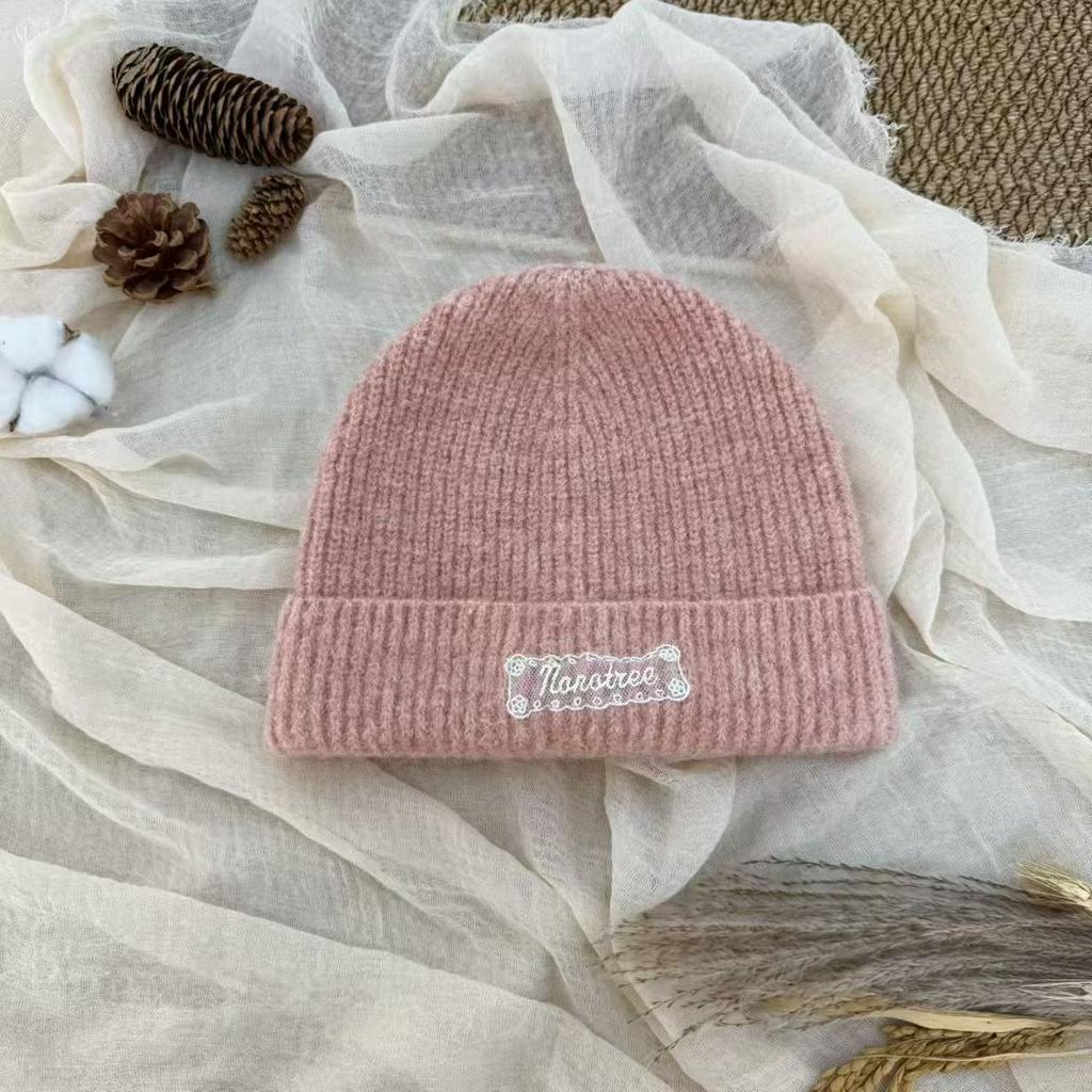 New Lace Letter Knitted Hat Women's Autumn and Winter Warm Ear Protector Wool Hat Fashion Versatile Face Small Baotou Hat