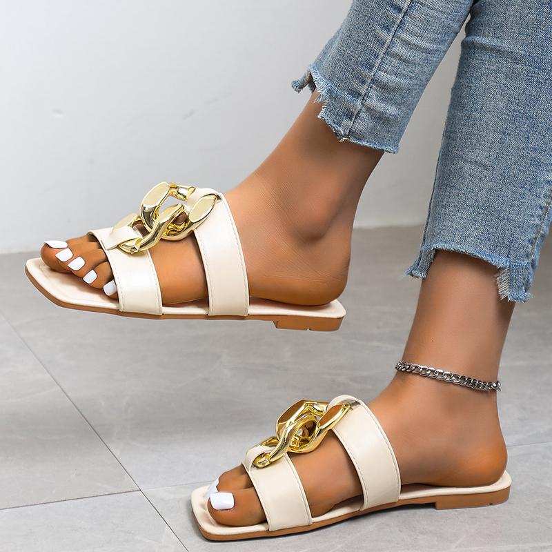 2024 New Summer Women's Slippers Fashion Metal Chain Sandals Open Toe Sandals Women Flat Casual Slippers Women Summer Slipper