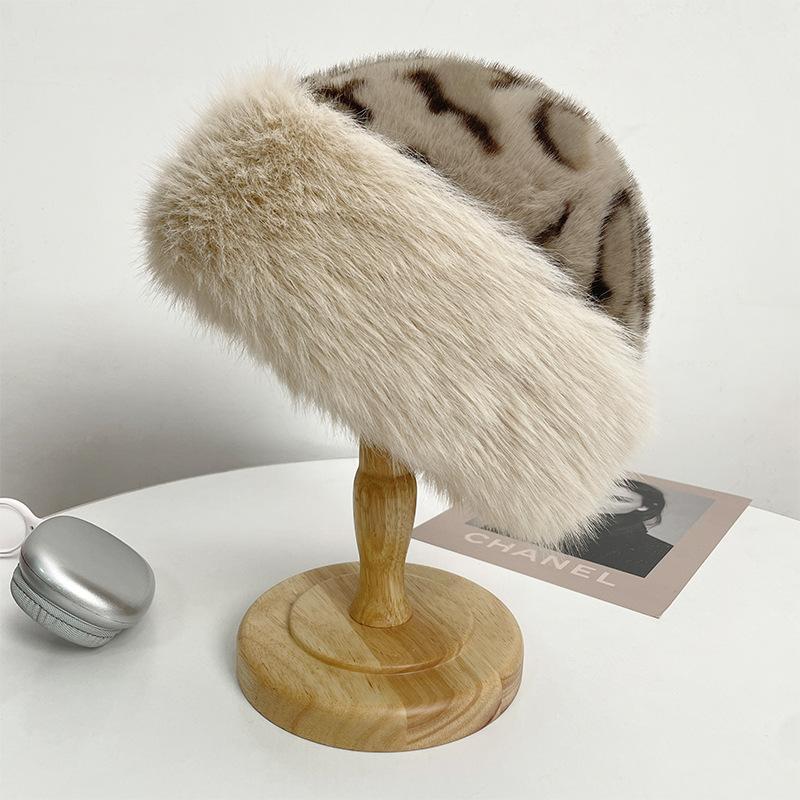 Шапка женская зимняя утолщенная теплая из искусственного меха модная простая панама имитация норки женская монгольская шапка