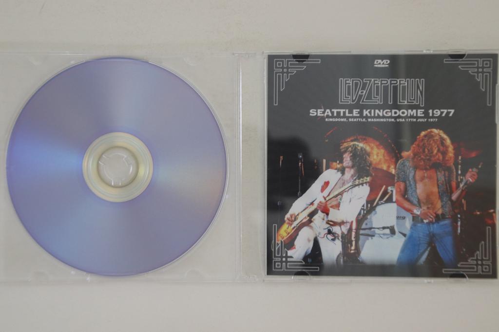 DVD LED ZEPPELIN - Seattle Kingdome 1977 НЕТ НЕТ Япония Рок Б/У