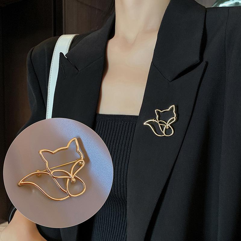 Senior Brooches Flower Leaf Brooch Pins for Women Suit Pendant  Fashion Brooches Jewelry