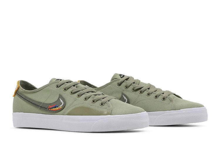 Men's Sneakers Nike SB Blazer Court Daan Van Der Linden Dusty Olive Dusty Olive/Light Bone/Navy/Medium Olive