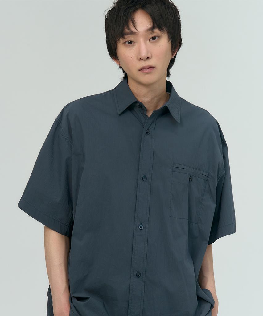 PLACESTUDIOMAN Nylon Short Sleeve Half Collar Shirt With String Pocket Details _3 Colors