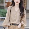 Корейский темперамент Маленький топ Свободный покрой Мясо Тонкая рубашка цвета хаки женская ранняя осень