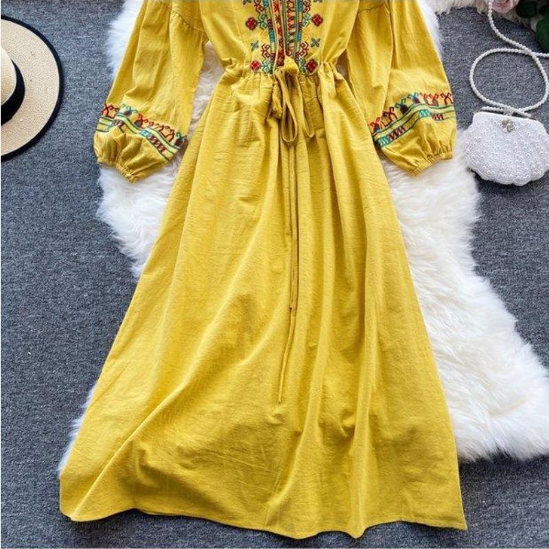 National Style Elegant Beach Vacation Dress Women Embroidery Flower Print Vintage Party Midi Dresses Female Loose Retro Design Casual Clothes