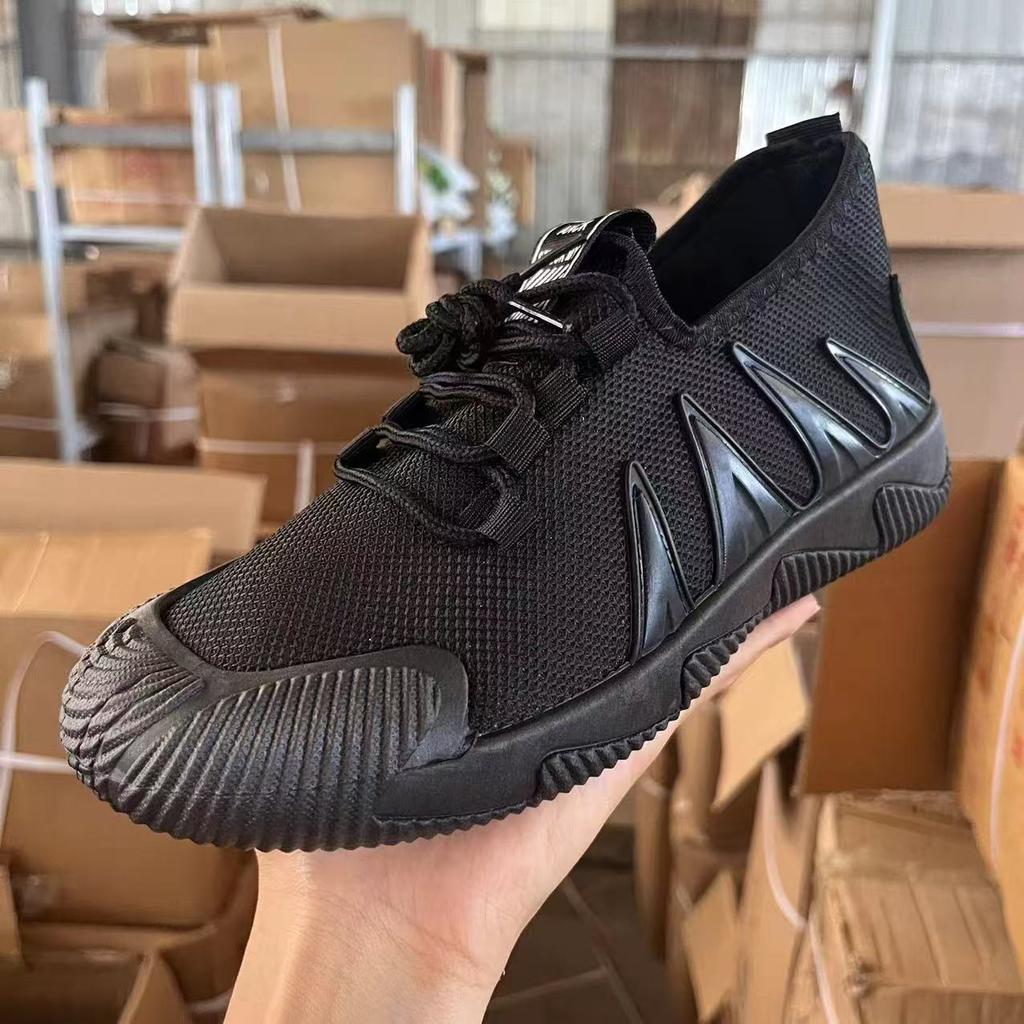 Летние новые дышащие сетчатые модные повседневные сетчатые туфли черные рабочие туфли кроссовки для бега