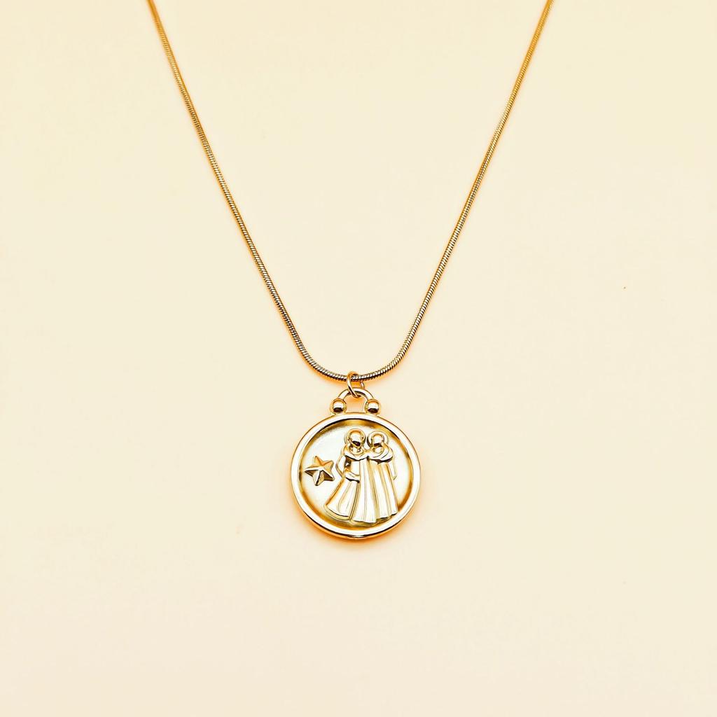 Маленькие и универсальные украшения для темперамента, рельеф двенадцати знаков зодиака, чувство дизайна, круглая подвеска, ожерелье из титановой стали для женщин