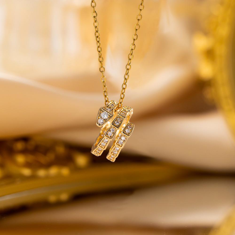 Elegant Full Zircon Copper Necklace Women Simple Exquisite Collarbone Chain Luxury Micro Inlaid Jewelry Gift
