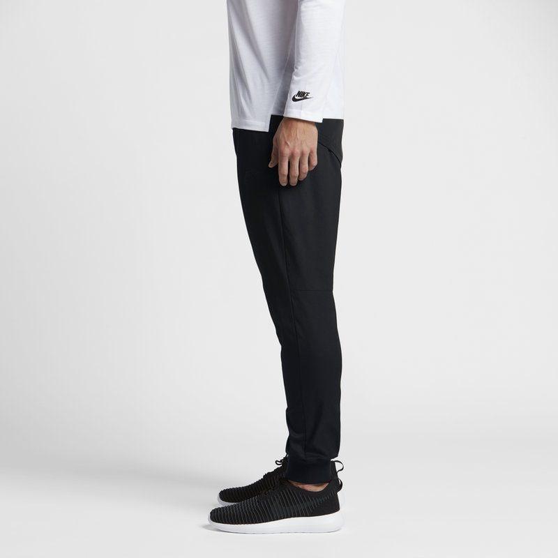 Nike Трикотажные брюки мужские черные 805099-010