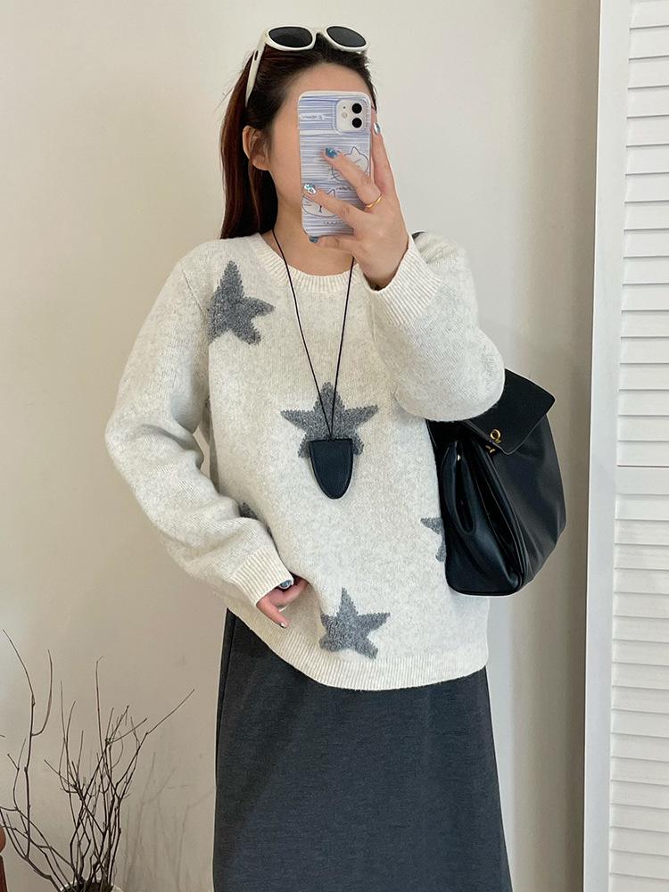Plus Size Women's Star Embroidered Color Block Sweater - Winter 2025, Loose Knitwear for Chubby Girls