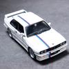 Бураго 1:Модель автомобиля BMW M3 E30 1988 года, масштаб 1:24, литье под давлением, белый