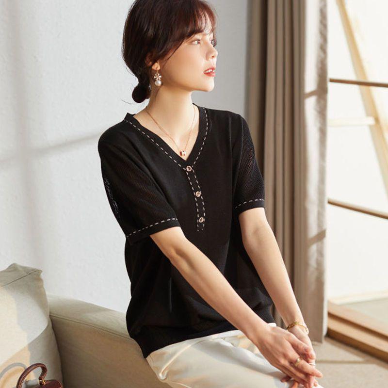 Women's Knitted T-shirt Mom's Summer Outfit Ice Silk Stylish Short Sleeve Summer New V-neck Knitted Top