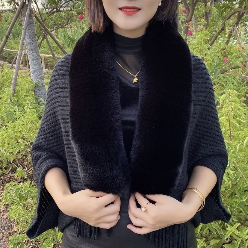 New Fashionable Fur Collar Thickened Warm Shawl Large Size Loose Knitted Cardigan Jacket Female