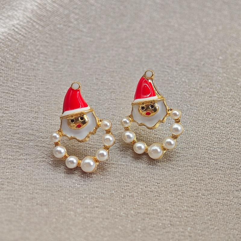 Enamel Santa Claus Min Stud Earrings Female Fashion Sweet Red White Color Geometry Ear Wedding Jewelry Romantic Gift