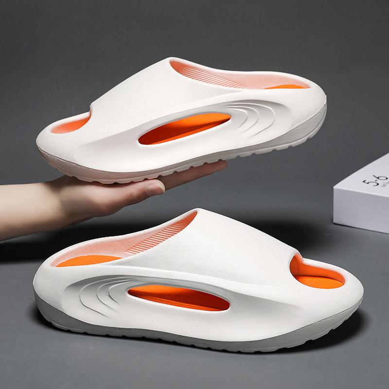 Men Slippers Summer Luxury Sandals Men Outside Fashion Outdoor Casual Beach Slippers Breathable Shoes for Men Home Slippers2024