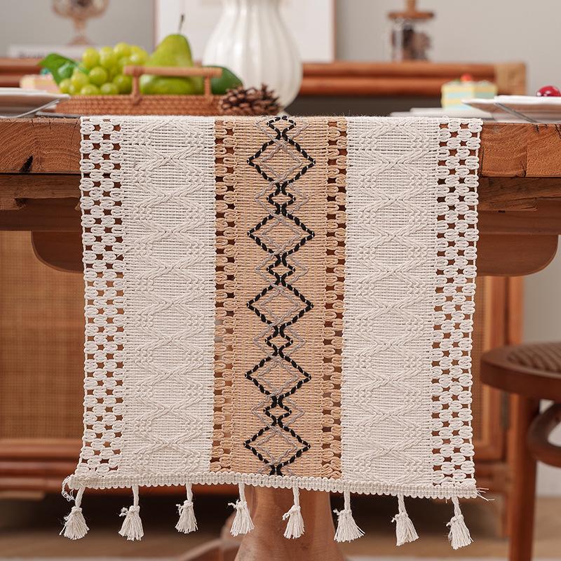 Дорожка для стола с кисточками из хлопка и льна в этническом стиле - легкое роскошное праздничное украшение