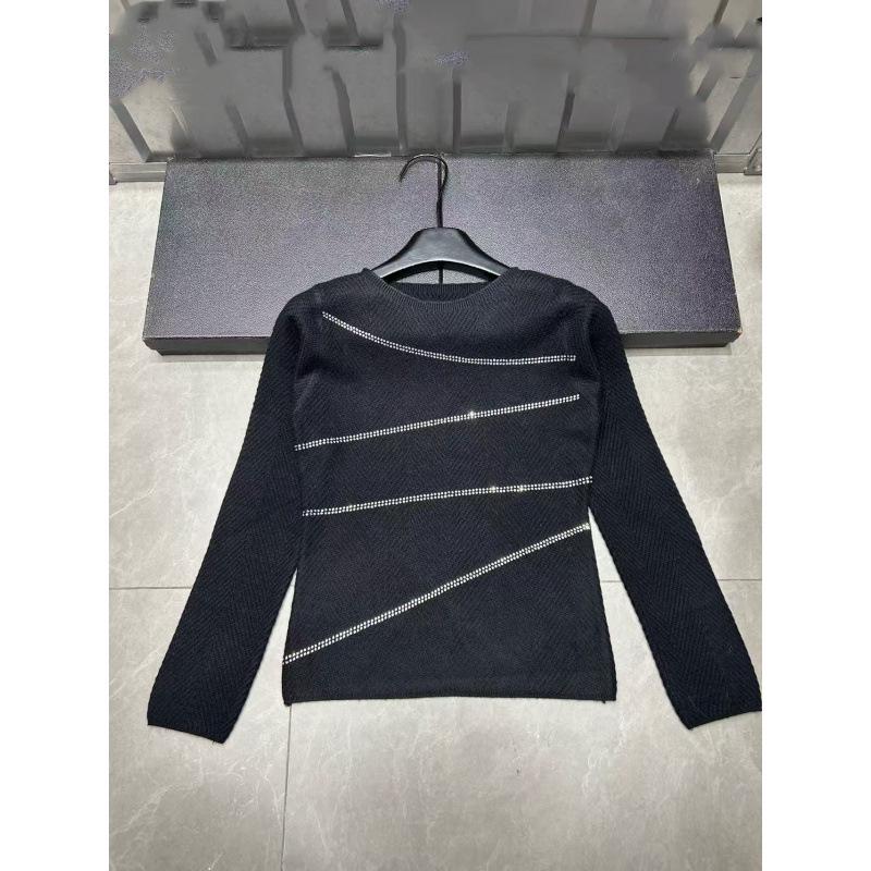 European Style Rhinestone Solid Color Knit Top - Winter 2025 Collection: Age-Reducing, Versatile, and Casual Long Sleeve with Round Neck