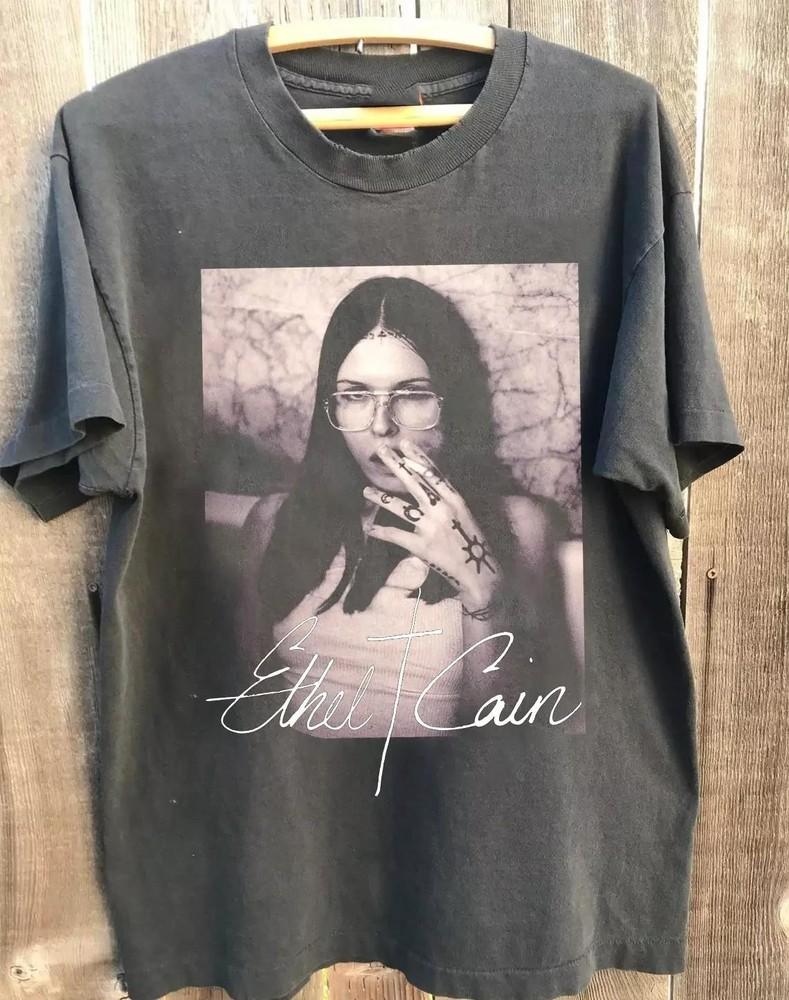 Ethel Cain Preacher s Daughter Album Signature T Shirt All Size Unisex T-Shirt