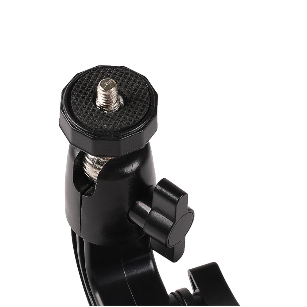 Car suction cup mount for attaching a camera and camera
