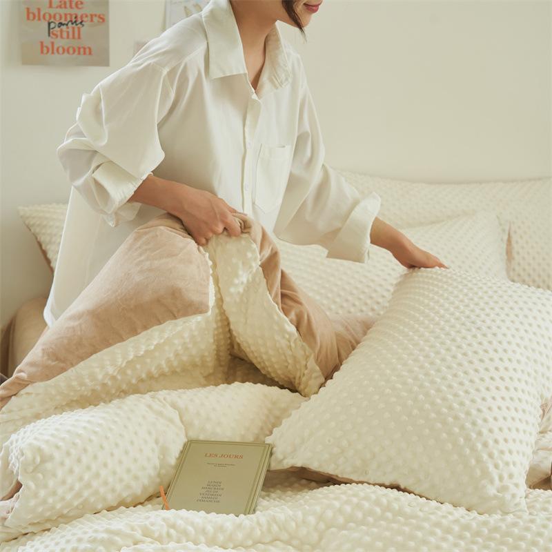 Solid Color Bean Velvet Four Piece Set, Thickened Warm Milk Velvet Bed Sheet, Quilt Cover, Flannel Bed