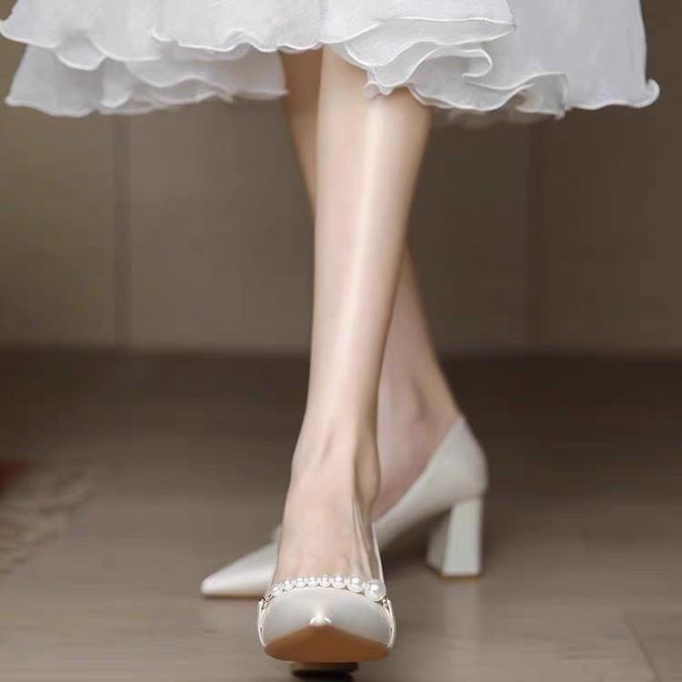 2025 красивые атласные темпераментные туфли на высоком каблуке, одинарные туфли на толстом каблуке, белые туфли-чеонгсам, туфли для подружек невесты, женские свадебные туфли, свадебные туфли для невесты