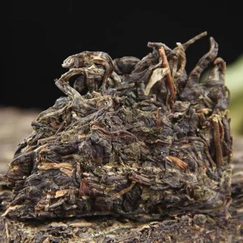 1000 г Иу Старое Дерево Пуэр Сырой чай Кирпич Павлин Юньнань Пуэр Чай Пуэр Зеленый чай