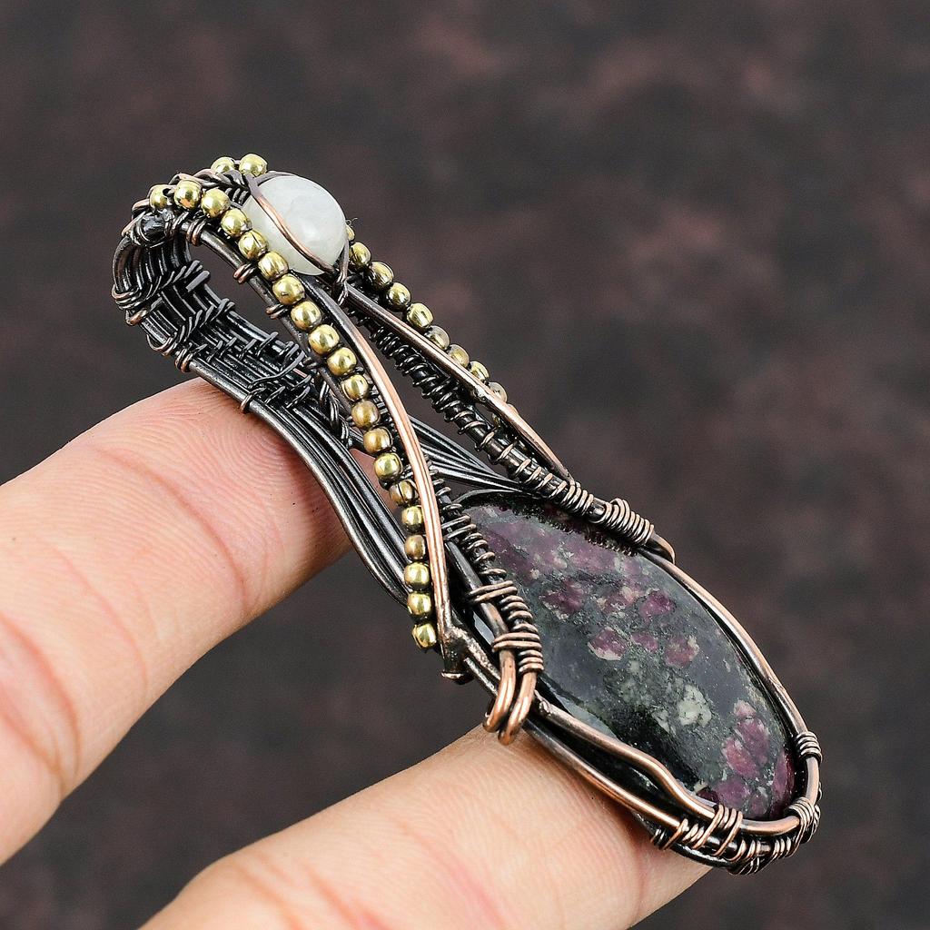 Медный кулон с эвдиалитом, подвеска из медной проволоки, ювелирные изделия ручной работы, подвеска с лунным камнем и драгоценным камнем, подарок для женщин, упаковка ювелирных изделий с эвдиалитом