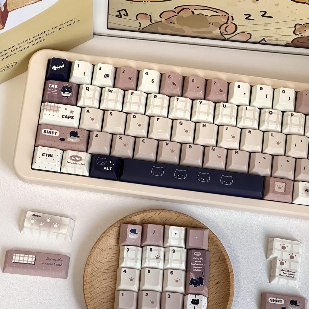 Cat-Themed Keycaps For Mechanical Keyboards 147 Keys Cherry Pbt Cute Khaki Cat Keycaps.
