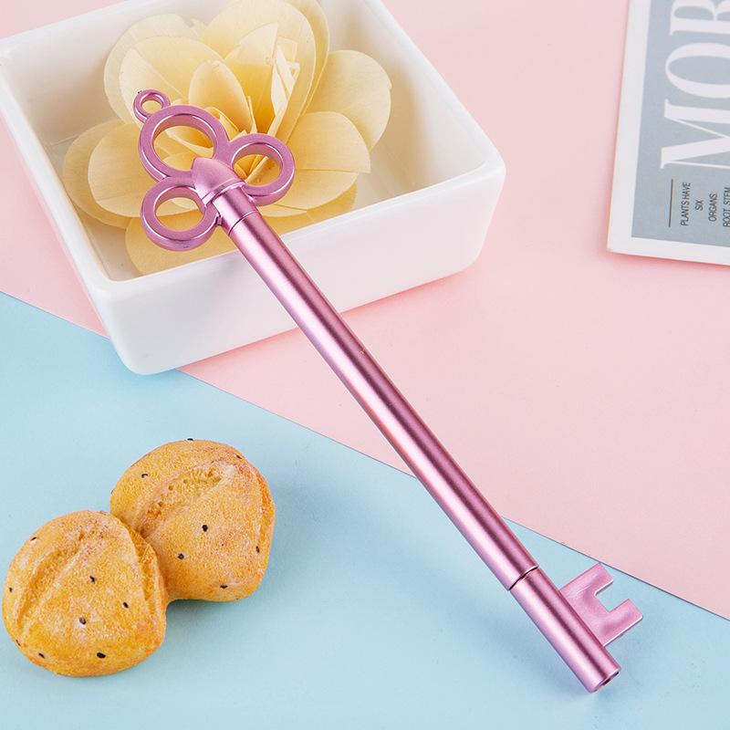 10 pcs Realistic key-shaped gel pen with 0.5mm needle tip for smooth writing and replaceable refill. Creative stationery for students.