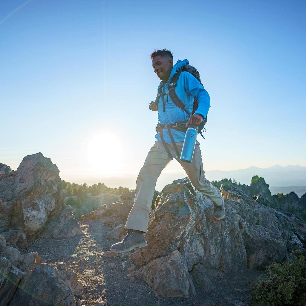 Hydro Flask Lightweight 24oz 709mL Wide Mouth Celestine Medium