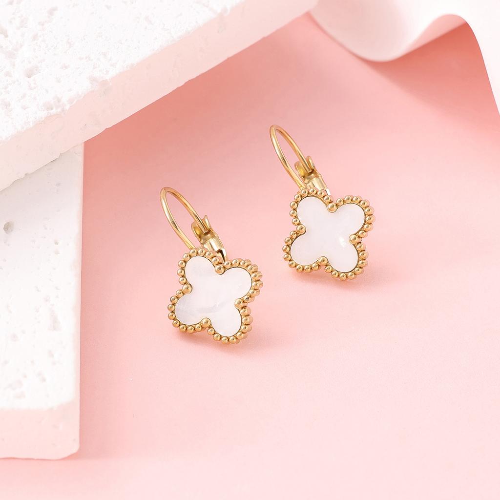 13mm Four-Leaf Clover Earring Clasp Titanium Steel Does Not Lose Colour Fashion Earrings Delicate Women's Earrings