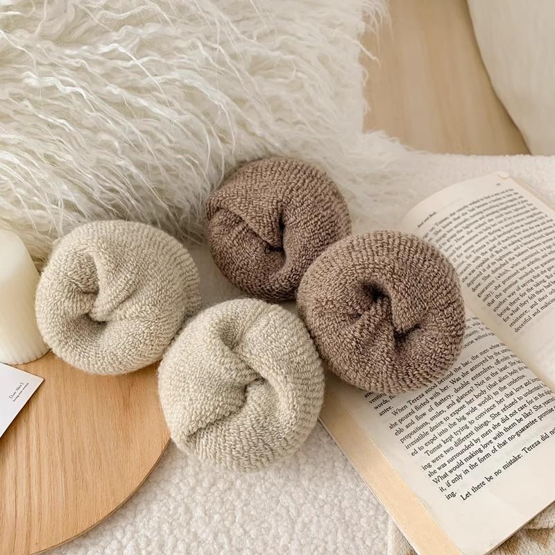 5 Pairs Winter Thickened Wool Socks Women's Breathable Comfortable Plush Low Tube Snow Socks Korean Warm Cashmere Socks