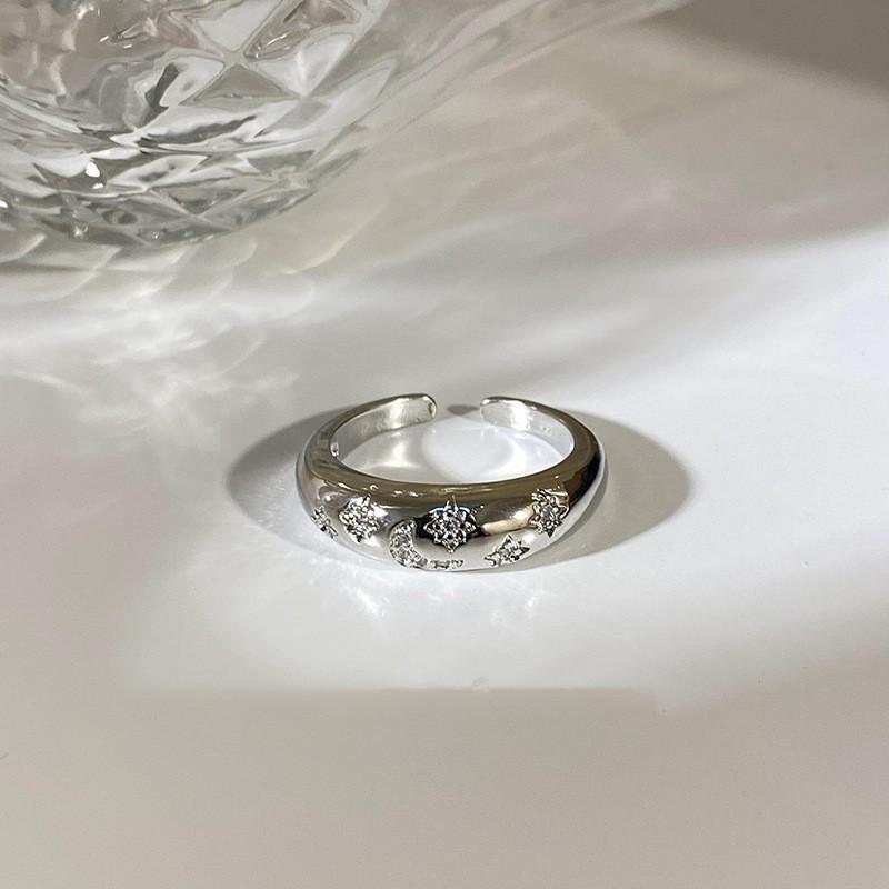 Sterling Chic 925 Silver Ring With Sparkly Zirconia Stones For Unique Womens Accessories