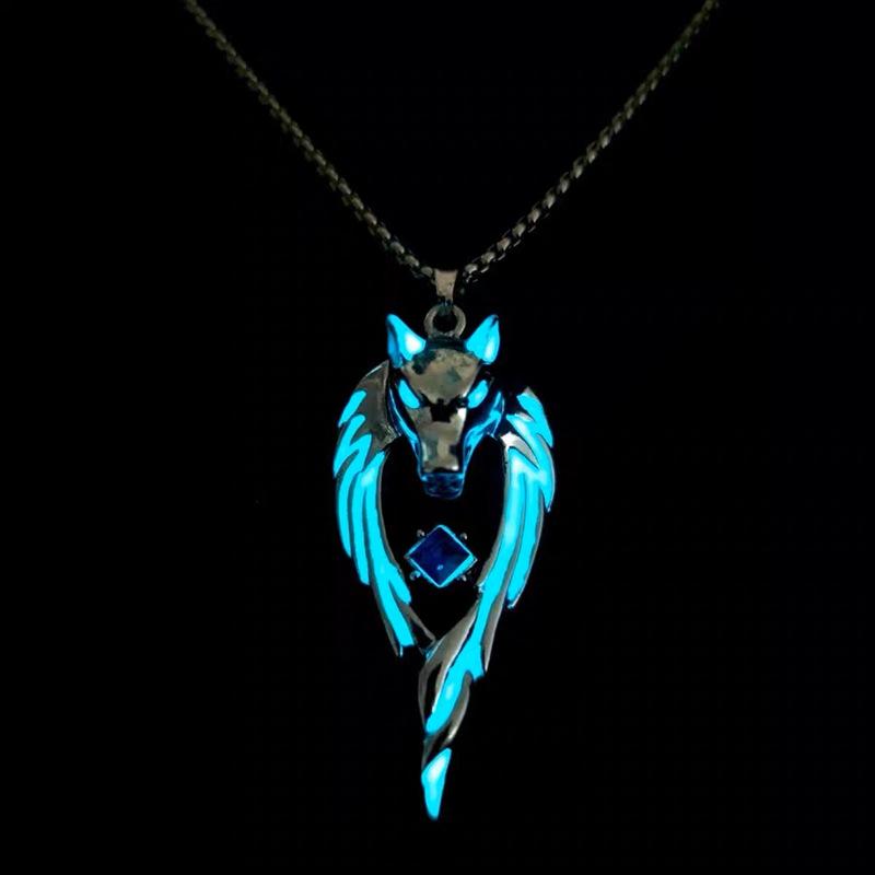 Street Domineering Wolf King Luminous Necklace Men and Women Cool and Versatile Personality Retro Pendant Niche Design Sense Neck Chain Tide