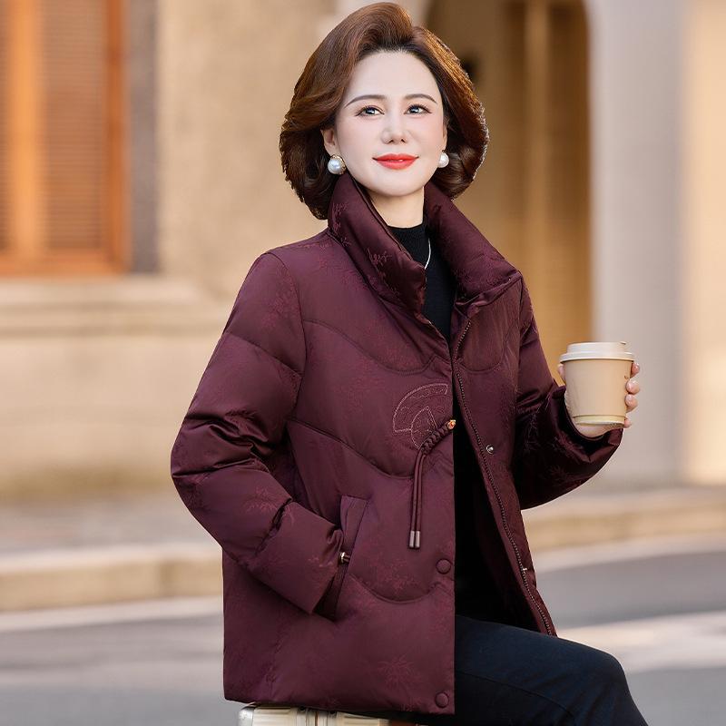 New Chinese middle-aged mother down jacket women's new winter short small white duck down jacket hooded