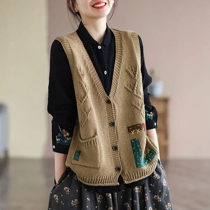Женский вязаный жилет-кардиган из хлопка с цветочным накладным карманом, свободный и утягивающий, осенний повседневный с V-образным вырезом, без рукавов