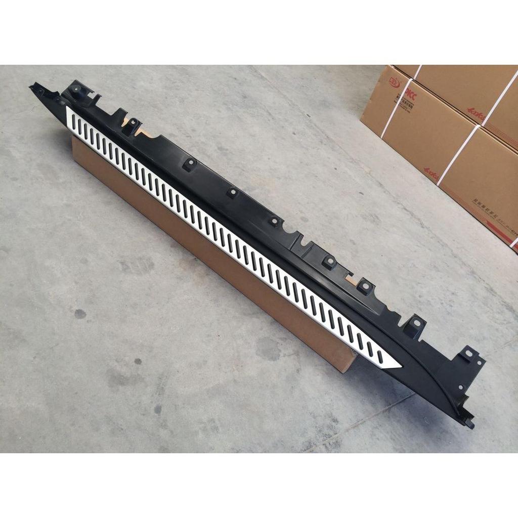 2017 BMW X5 Side Steps & Foot Pedals for Enhanced Modification