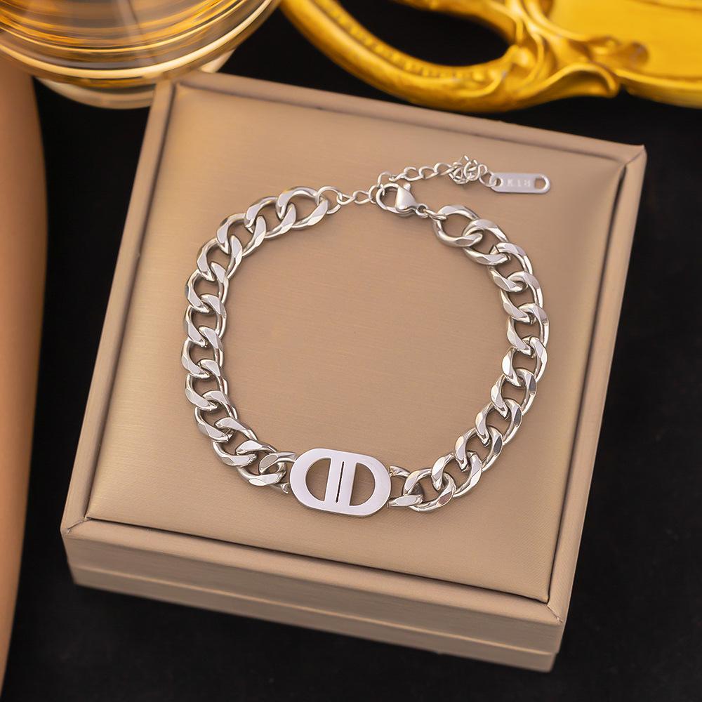 Европейская и американская хип-хоп золотая титановая двойная буква D ожерелье для женщин