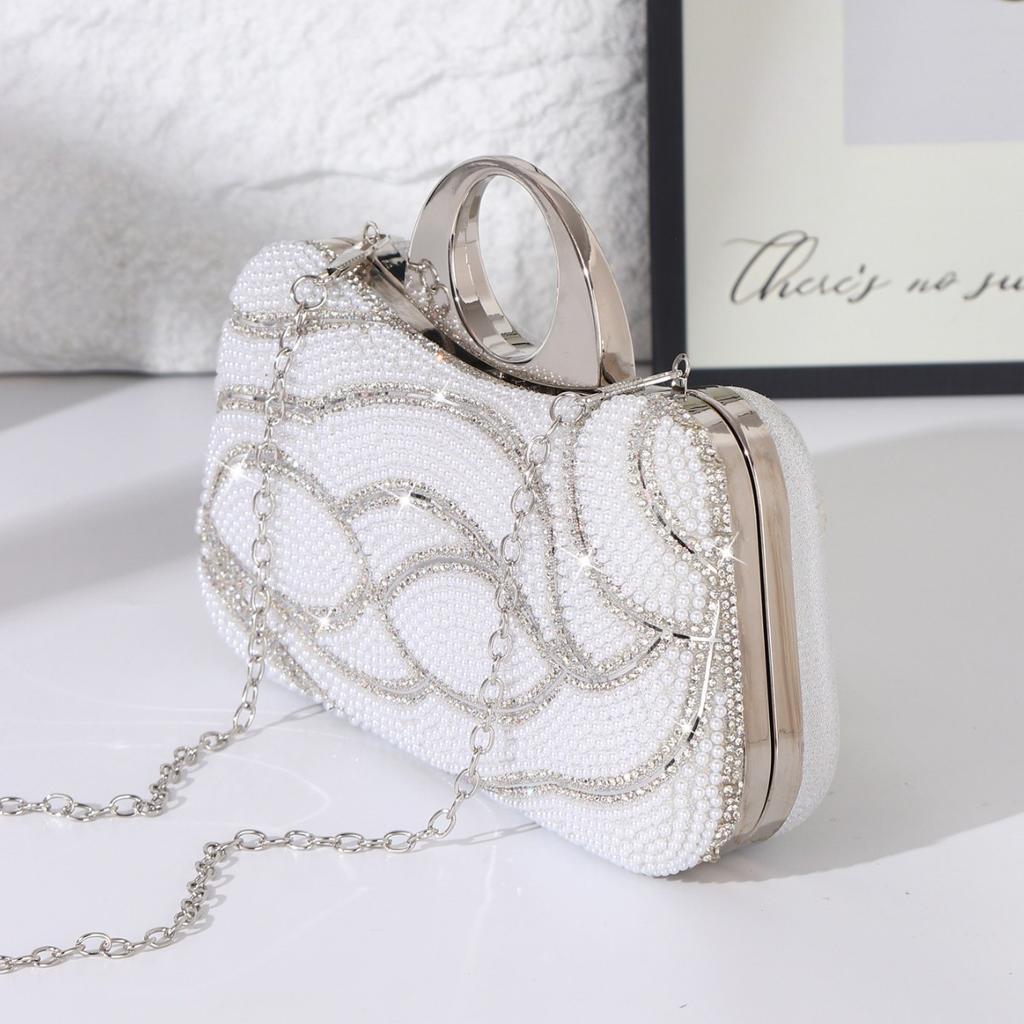 Popular pearl dinner bag European and American retro luxury clutch bag banquet dress women's evening wear