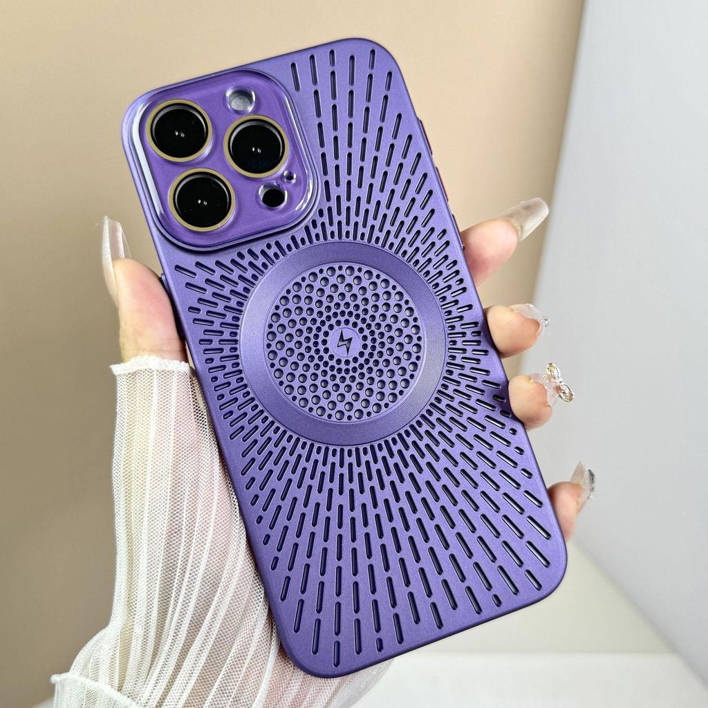 Дышащий сетчатый чехол для iPhone15Pro и 14Pro с функцией рассеивания тепла, магнитная зарядка, защитное покрытие с приятными на ощупь свойствами.