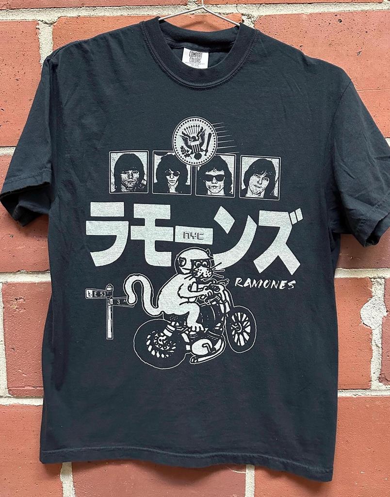 Ramones Band Shirt Ramones Basic Black Short Sleeve Unisex Shirt KH17341