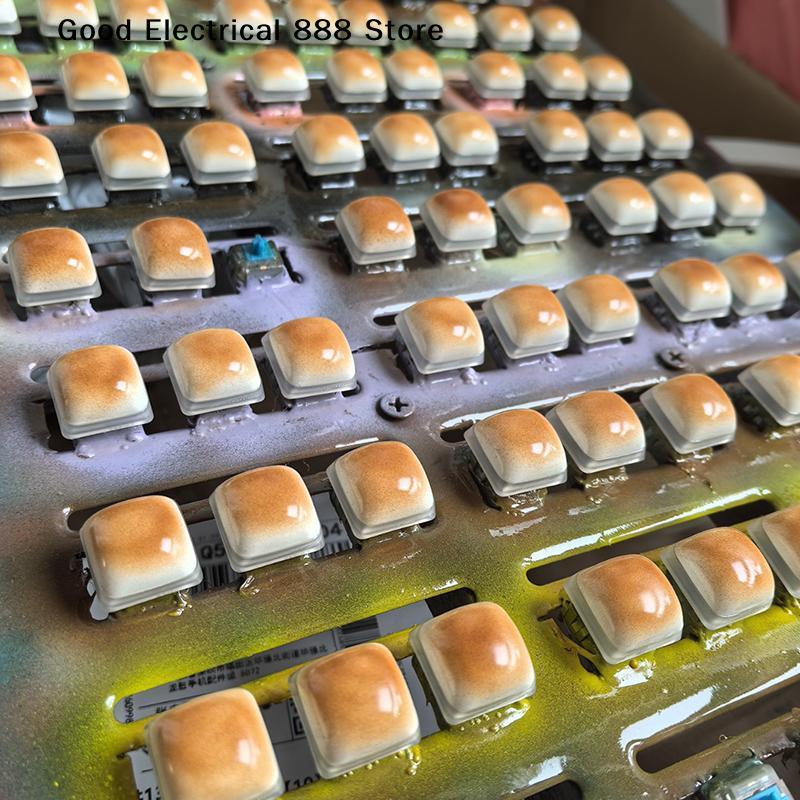 1/2/3/4/5/9 keys Bread Keycap with LED Light Stress Relief Clicker Keychain Mechanical Keyboard Button Decompress Fingertip Toy