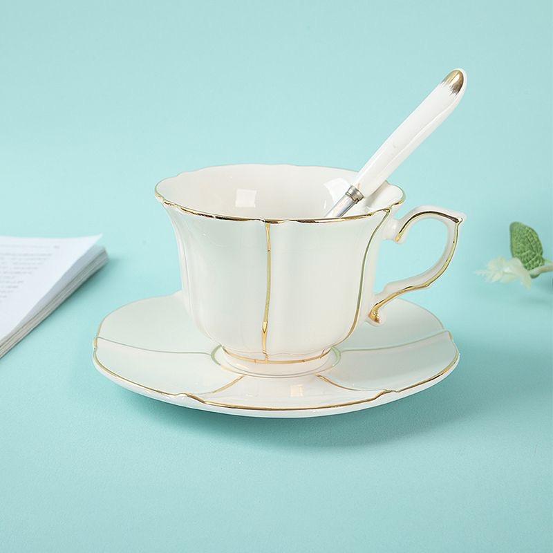 Элегантный керамический набор для английского кофе с золотой отделкой, чашка и блюдце