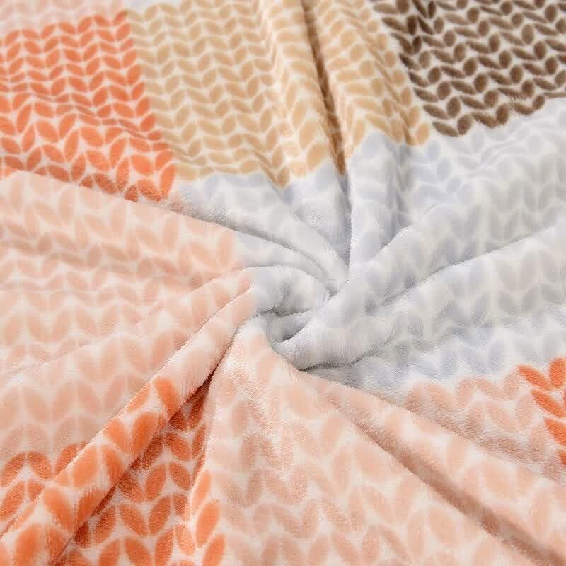 FUANNA Sweet Orange Time Flannel Nap Blanket