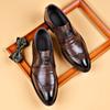 Party Dress Shoes Men Casual Business Faux Leather Shoes with Embroidered Pointed Shoes.