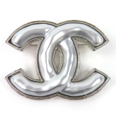 Отличная Брошь Знак COCO Серебристая Женская B25C Б/у